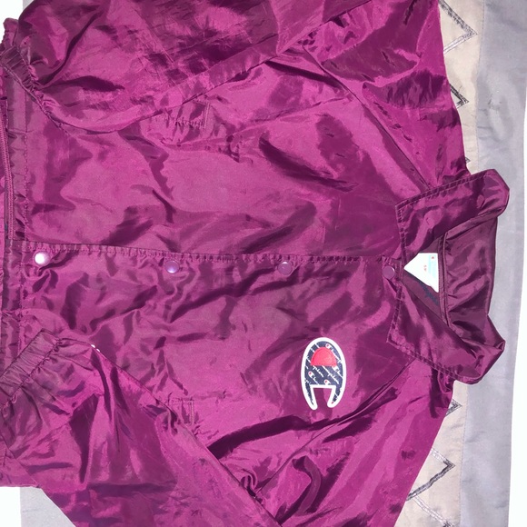 Champion wind breaker - Picture 2 of 4